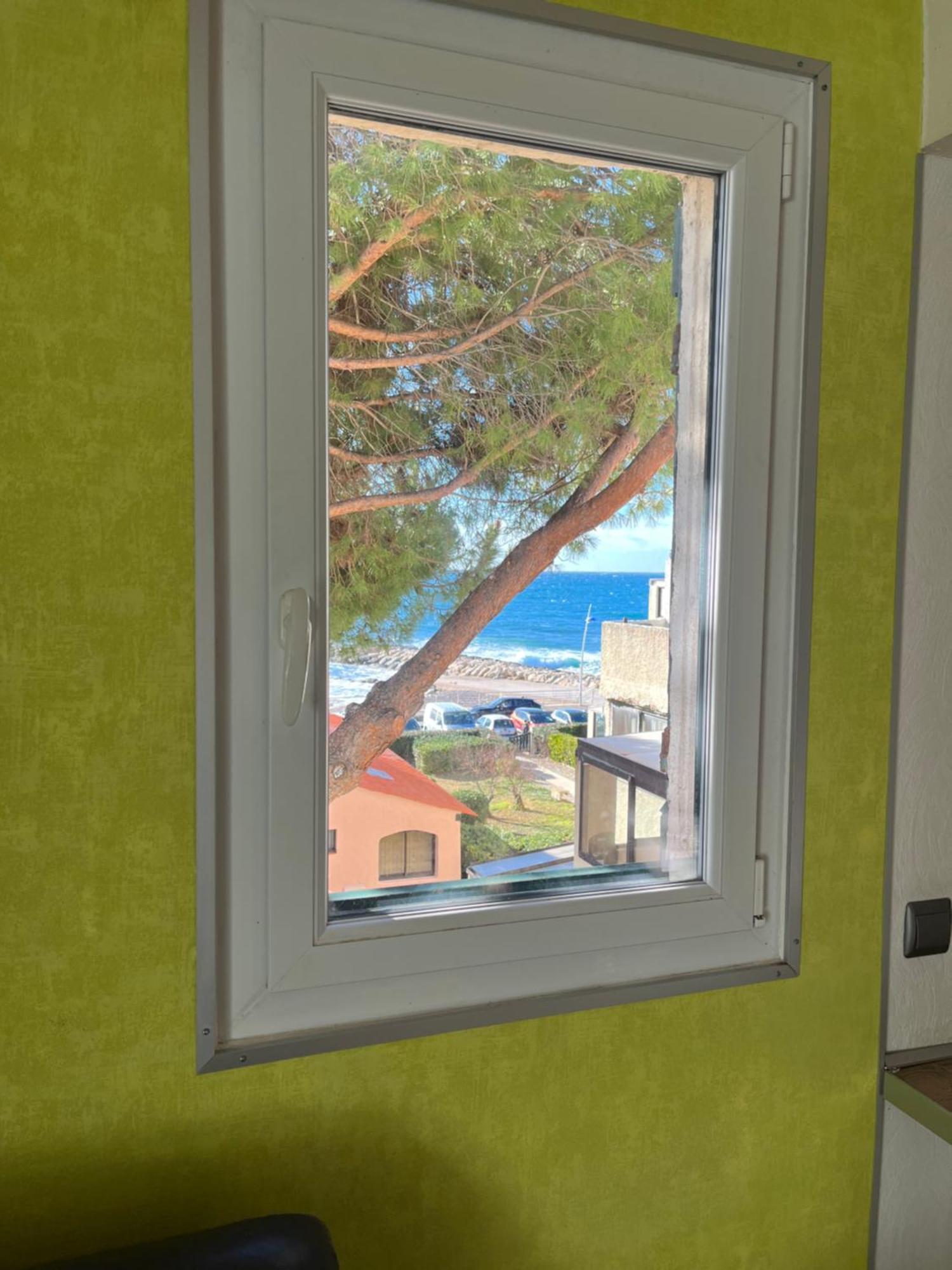Appartement Le Bruit Des Vagues En Dormant à Sausset-les-Pins Extérieur photo