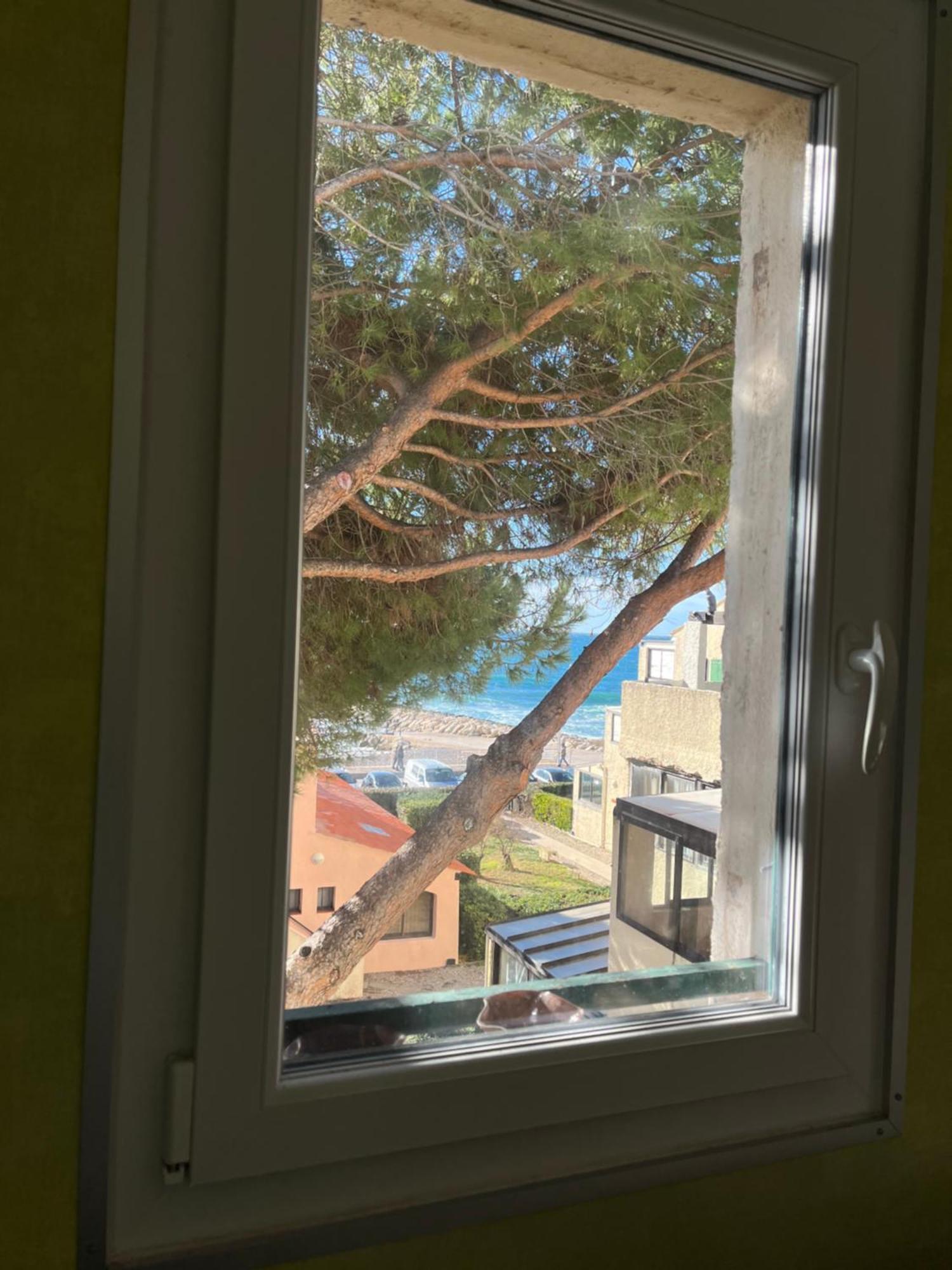 Appartement Le Bruit Des Vagues En Dormant à Sausset-les-Pins Extérieur photo